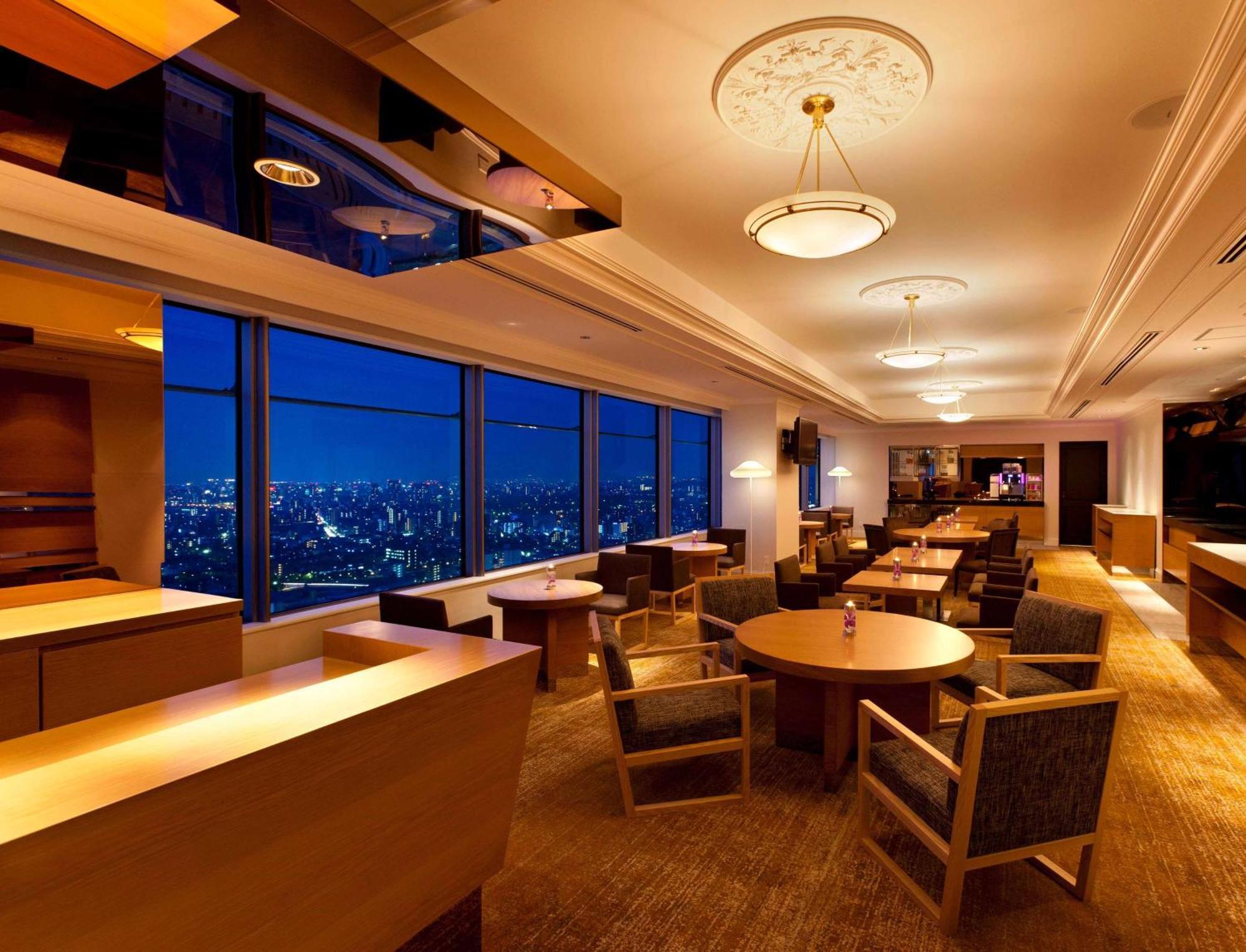 Отель Hilton Fukuoka Sea Hawk Экстерьер фото